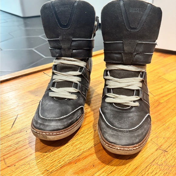 Diesel Turn Around Carabas Wedge Sneaker Soft Black Gray Leather 7.5 - Picture 4 of 13